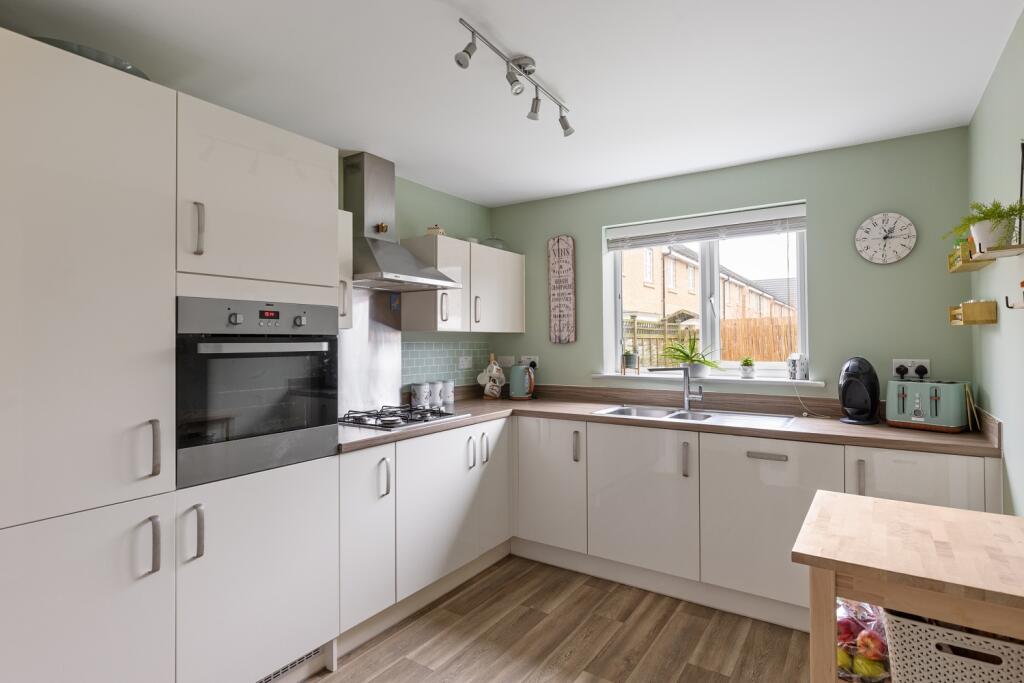 Sherwood Drive, Thorpe Willoughby, Selby, YO8 photo 3