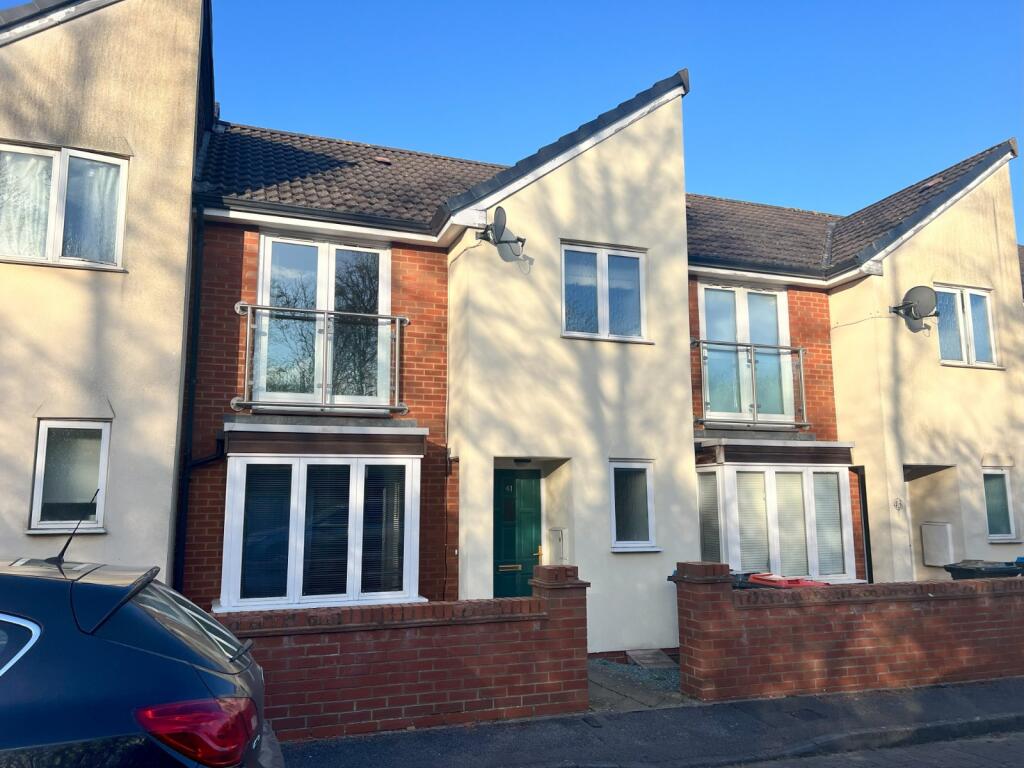 Main image of property: Hunsbury Chase, Broughton, Milton Keynes, Buckinghamshire, MK10