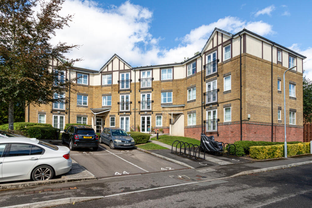 Main image of property: Wenallt Mansions, Thornhill, Caerdydd, Heol Llinos, CF14