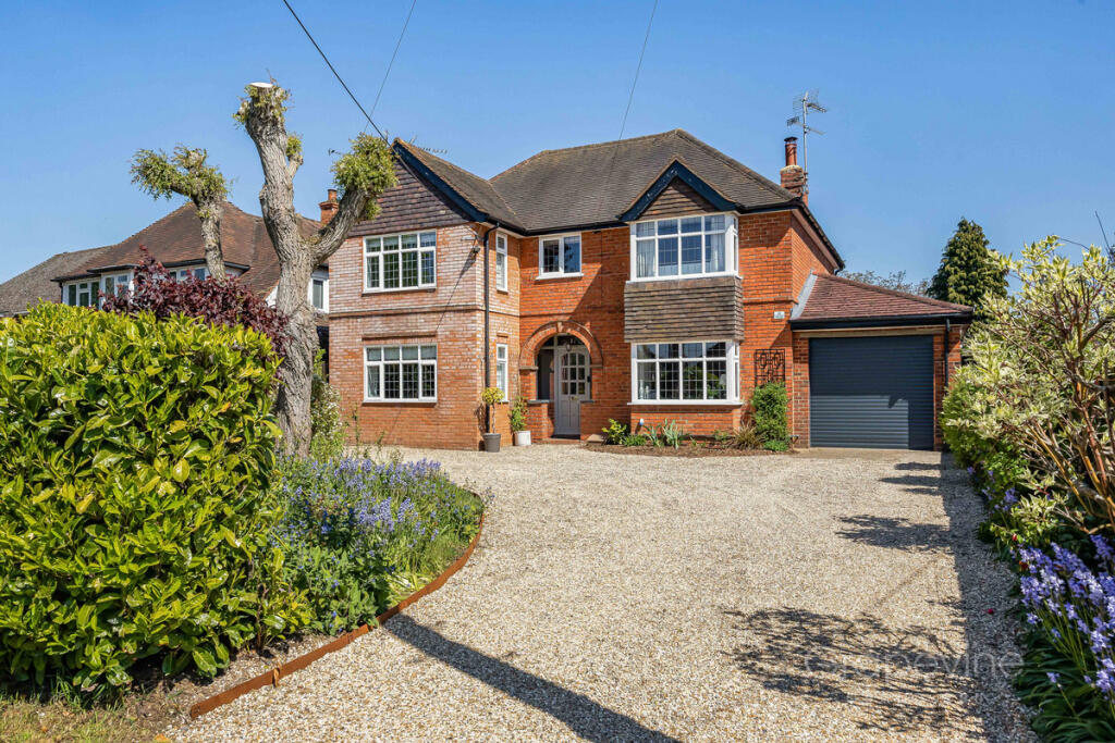 Main image of property: Park View Drive North, Charvil, RG10