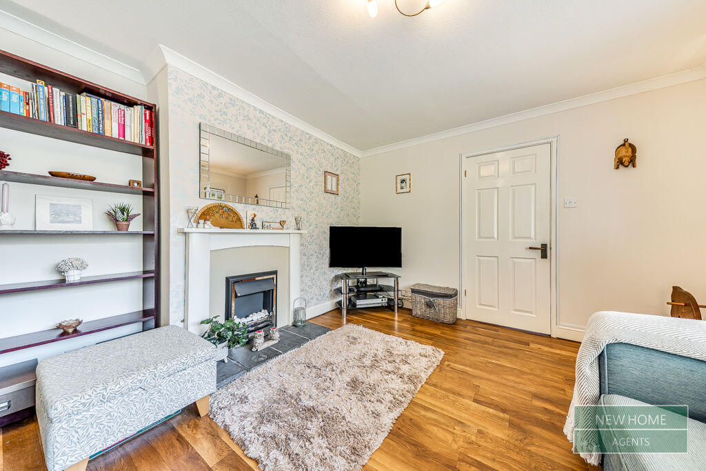 House in Crawley, Tilgate - More