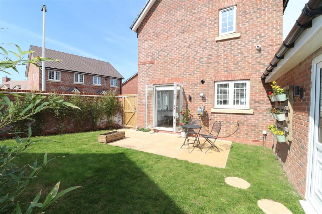 Property photo 8