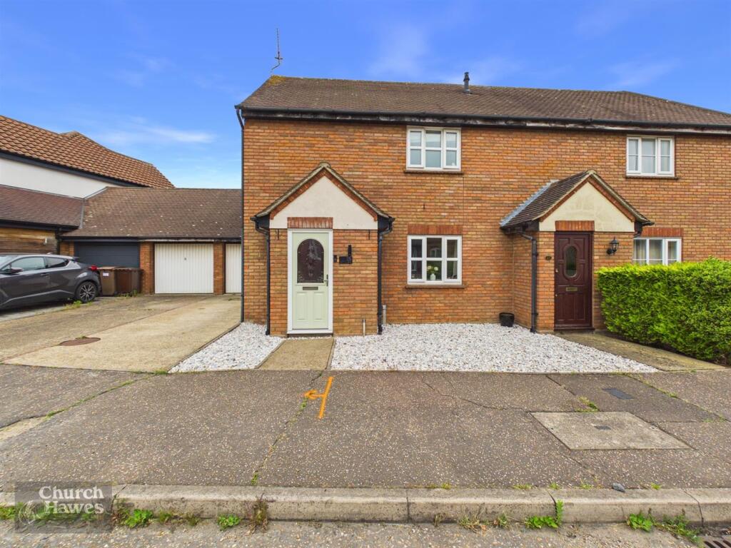 Main image of property: Gandalfs Ride South Woodham Ferrers, Essex CM3 5WX