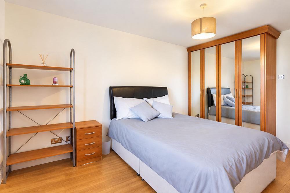 Apartment in London - View 4
