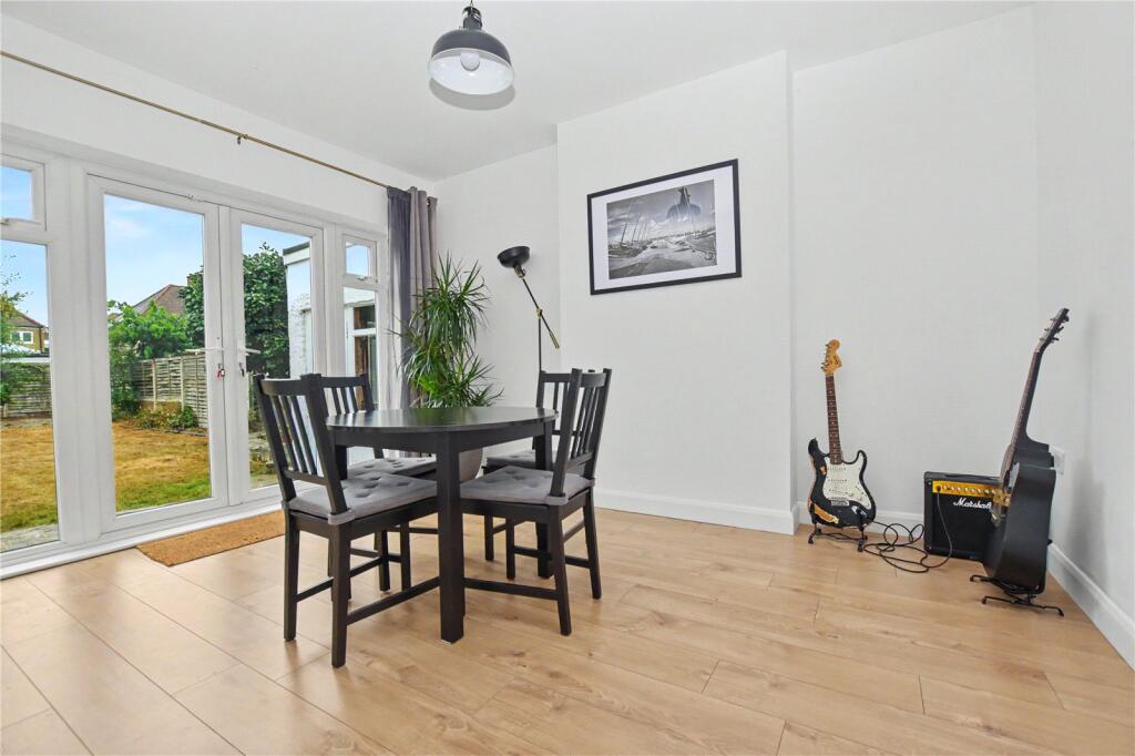 House in London - View 5