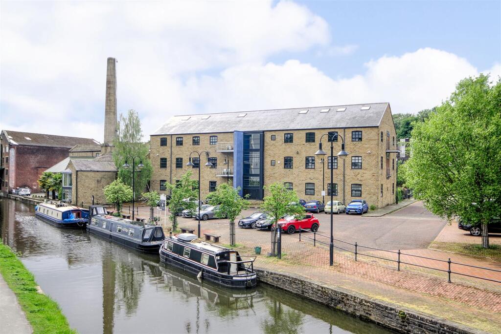 Additional image 8 of Suite 3, Salts Wharf, Shipley