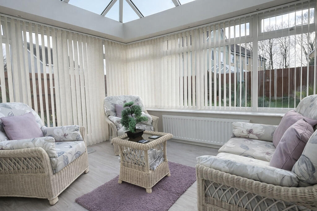 Wilkin Drive, Tiptree photo 4