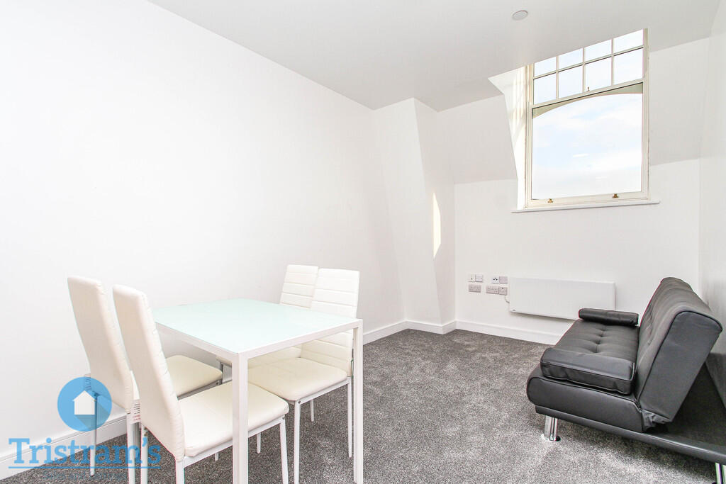 Apartment in Nottingham - View 4