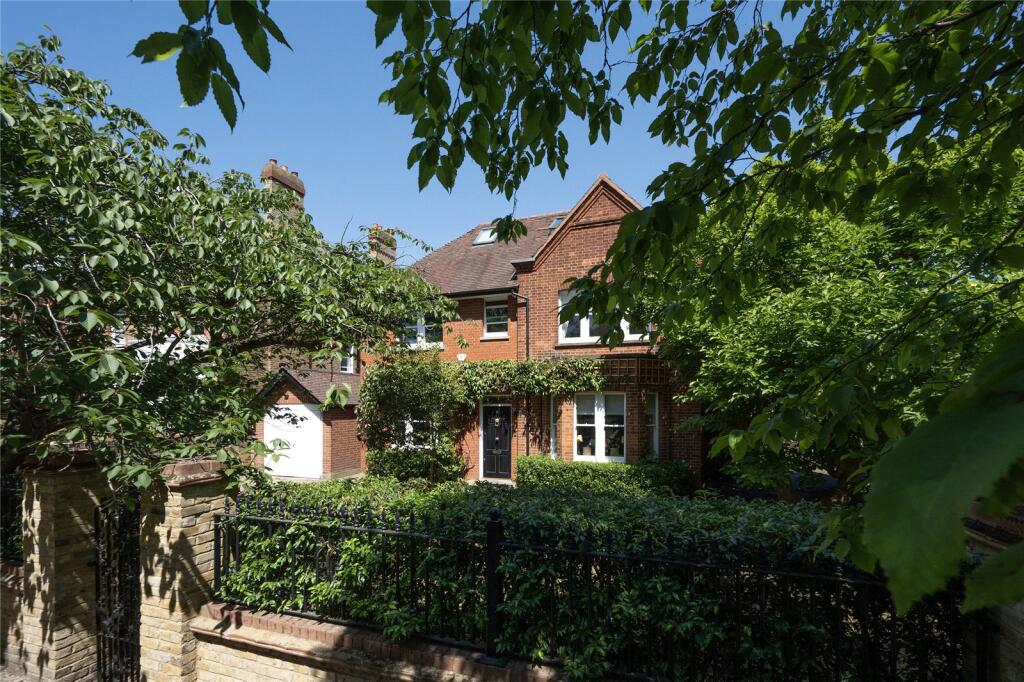 Main image of property: Grove Park Gardens, London, W4