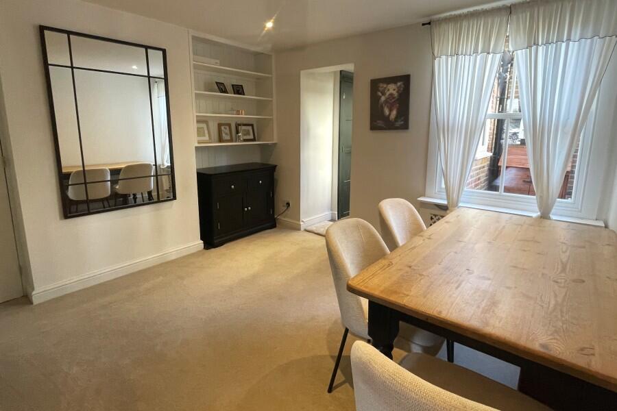 House in Guildford, Surrey - View 5