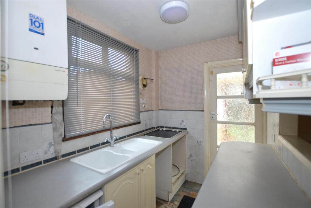 Conway Road, Whitton, Hounslow photo 2