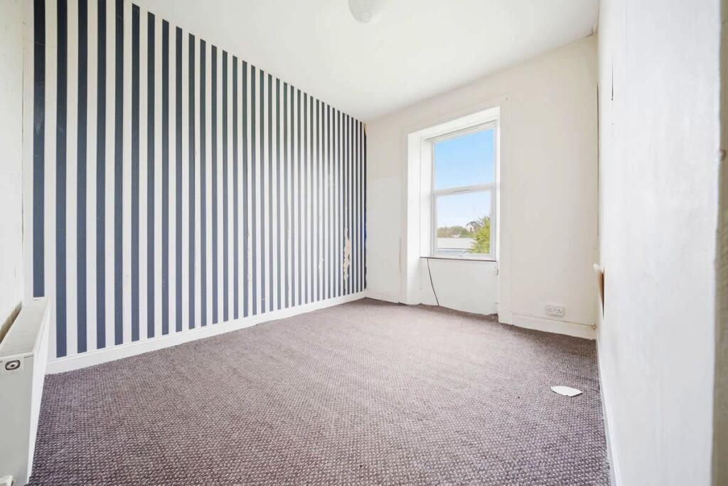 Apartment in Kilbirnie, North Ayrshire - View 4