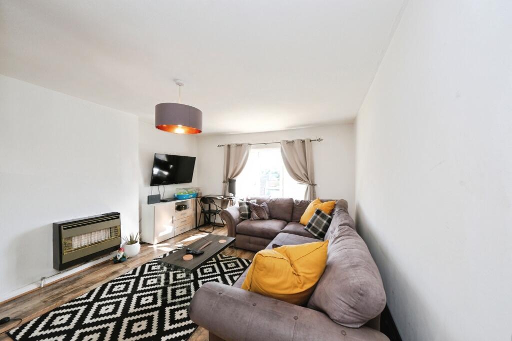 Apartment in Nottingham, Nottinghamshire - View 4