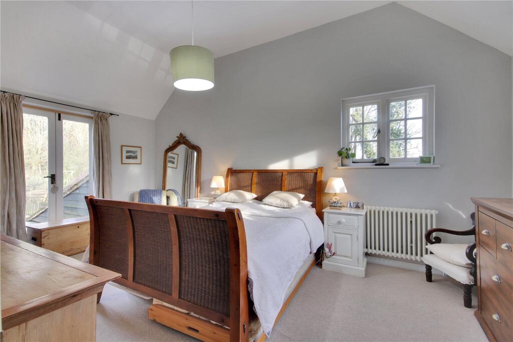 House in Tonbridge - View 4