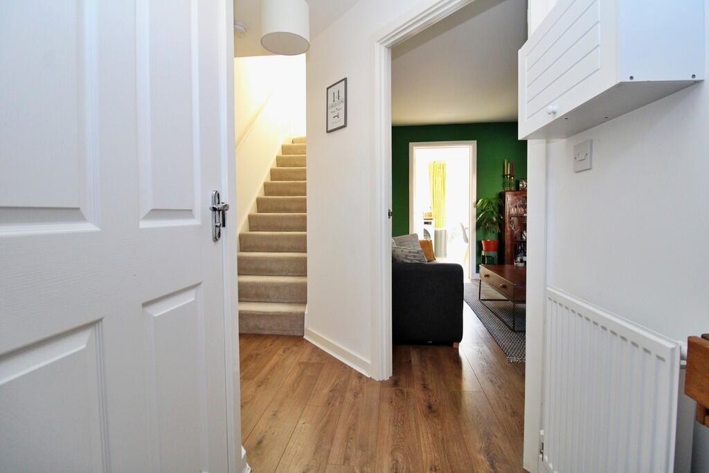 Lobelia Close, Rugby photo 4