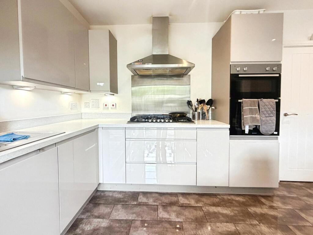 House in Southall - View 4