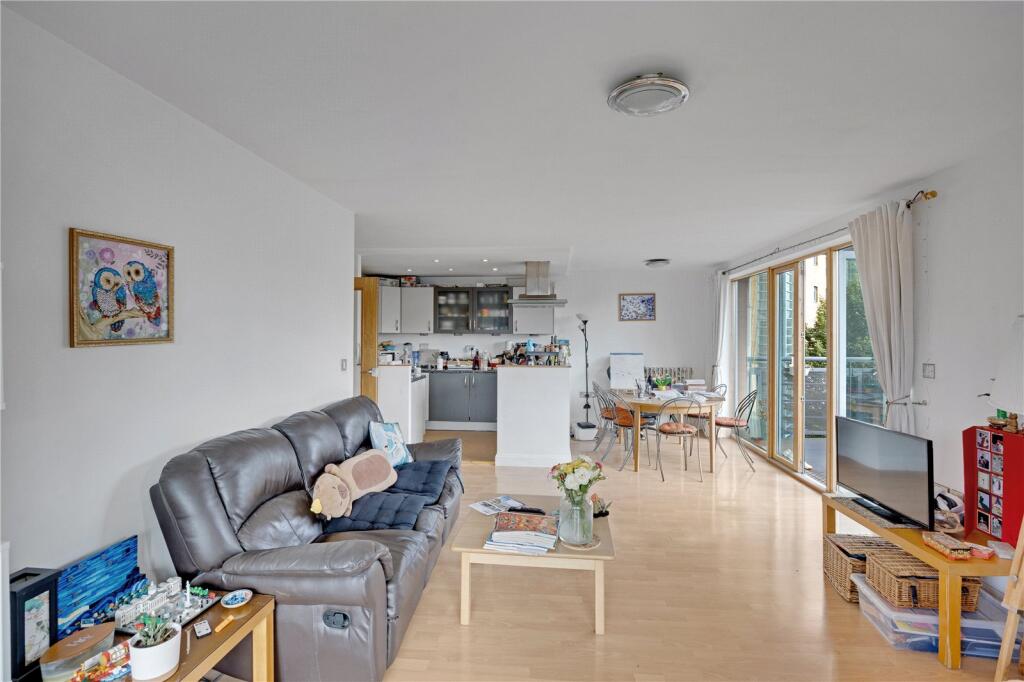 Apartment in London, Britannia Village, Canning Town - View 4