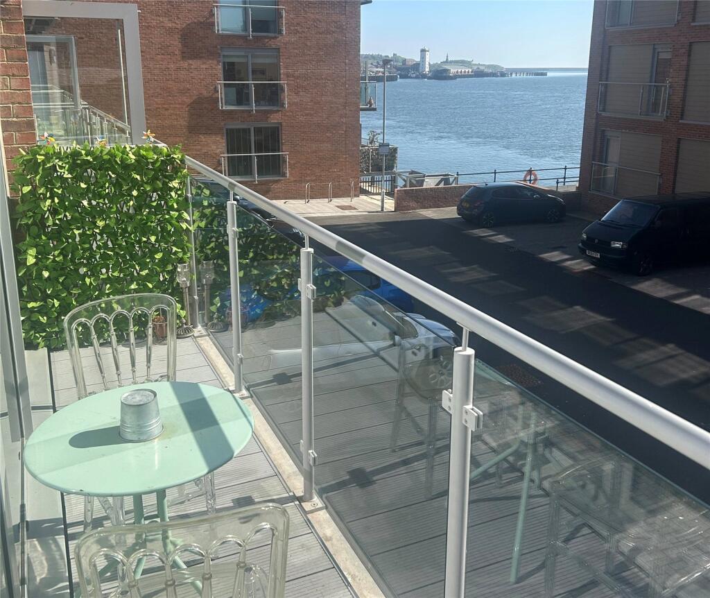 Apartment in North Tyneside, North East - View 4