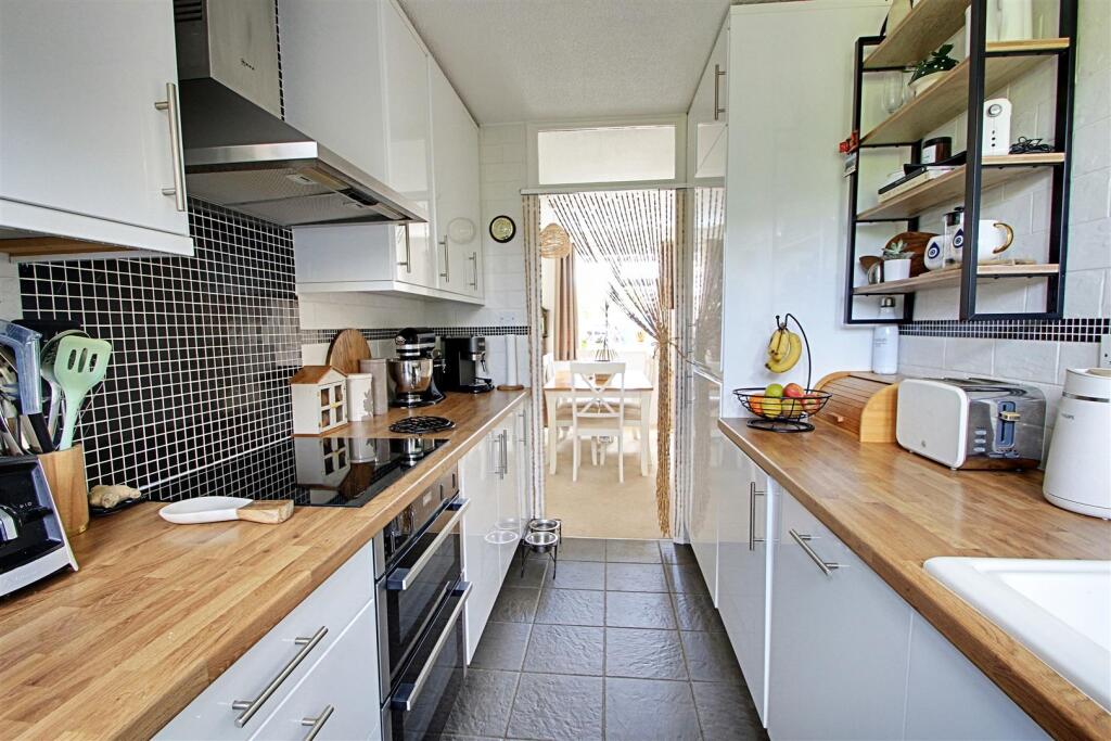 House in Dacorum, Woodhall Farm - View 4