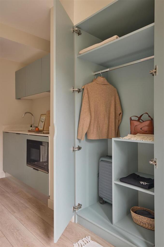 Main image of property: LONDON | STUDENT | SEPTEMBER