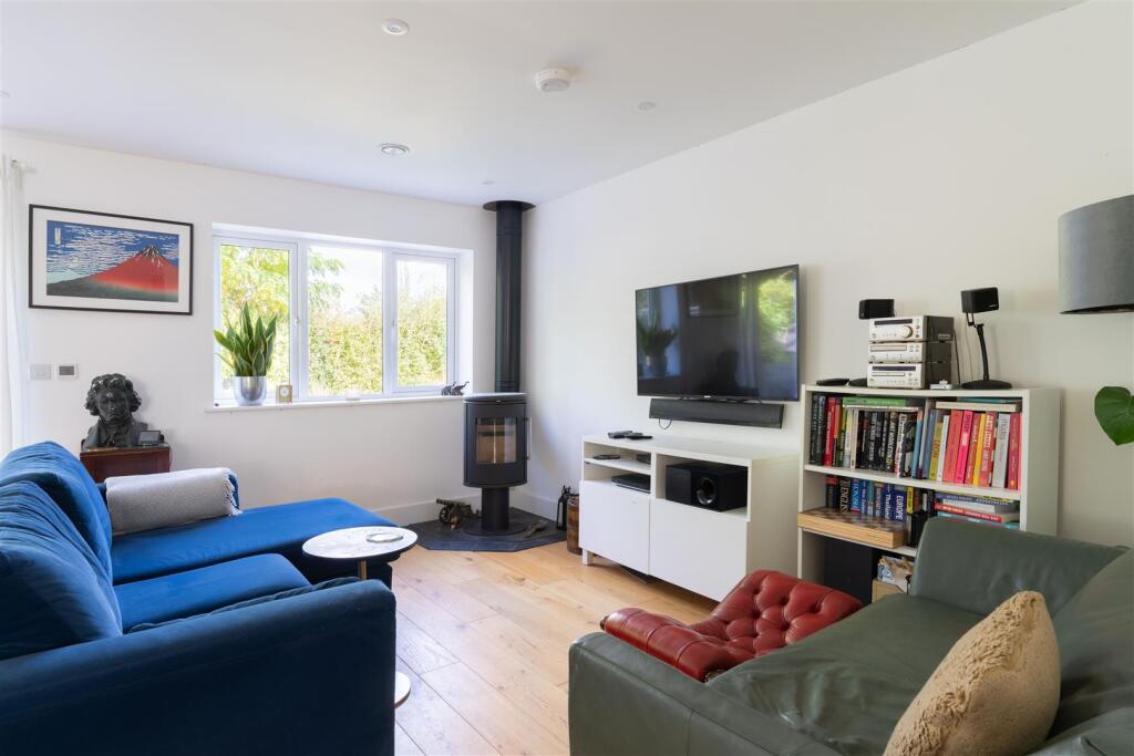 Filberts Close, Hurstpierpoint photo 4