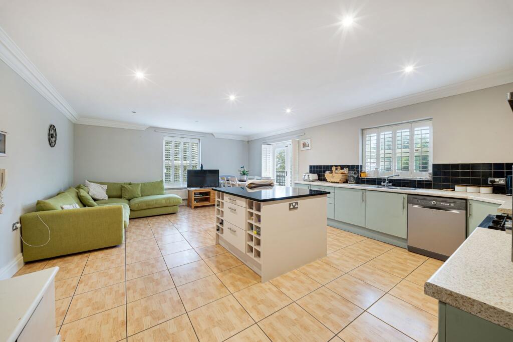 House in Bolton, Greater Manchester - View 4