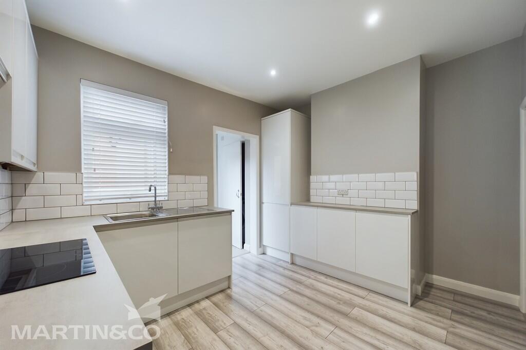 House in Tunbridge Wells, Kent - View 3