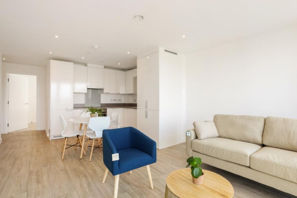 Main image of property: Clippers Quay, Salford Quay Salford M50