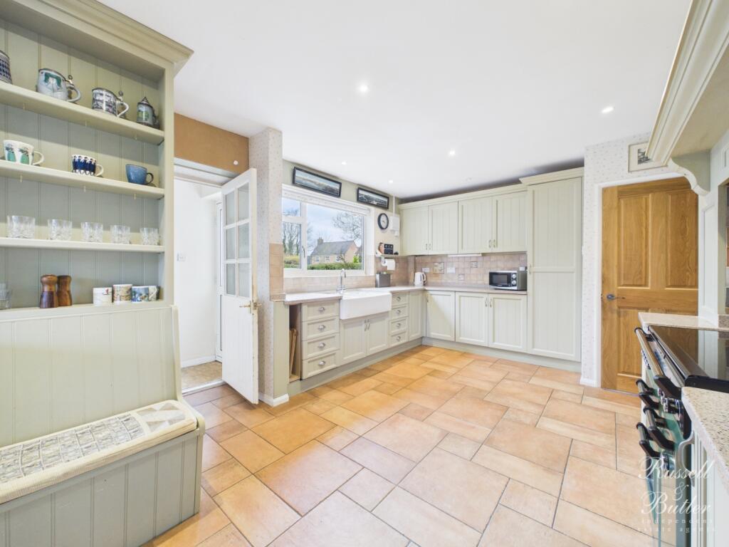 Moreton Road, Buckingham, MK18 photo 2