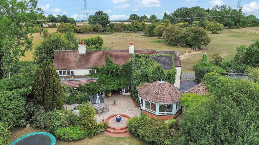 Main image of property: Nurton Hill Road, Pattingham, WV6