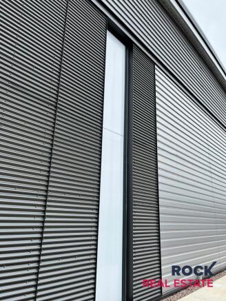 External window.jpg