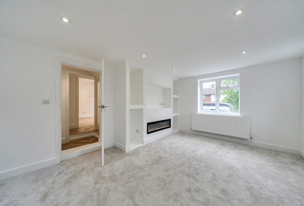 House in London, Morden - View 4