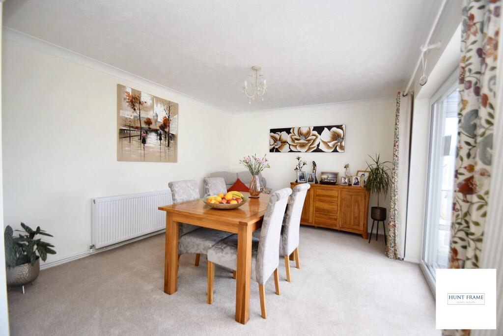 House in Eastbourne, Langney Point, Langney Village - View 3
