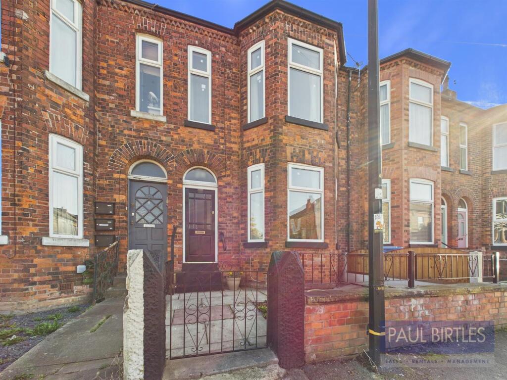 Main image of property: Roseneath Road, Urmston, Trafford, M41 5AU