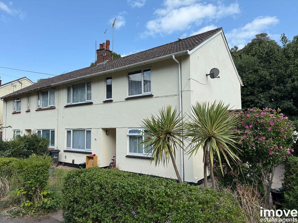 2-bed flat on Queensway, Torquay, TQ2, £140,000