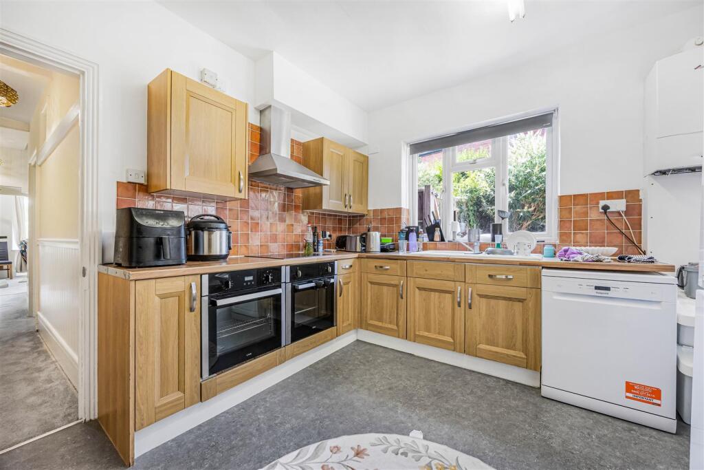 House in Reading, Caversham - View 4