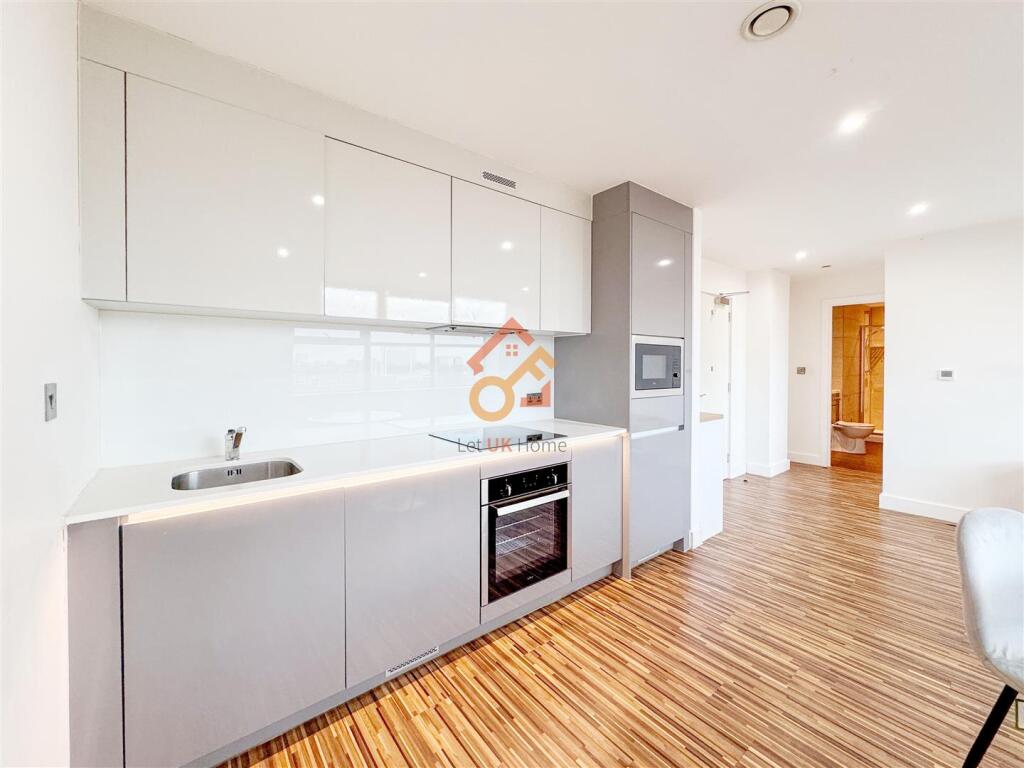 Apartment in Manchester - More