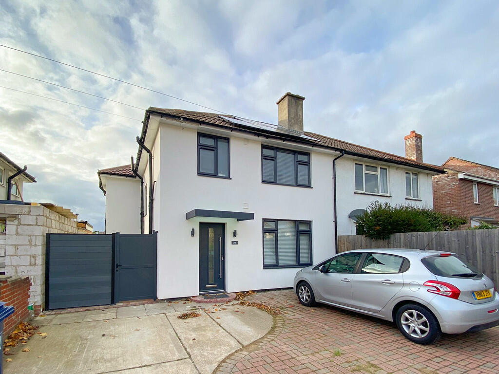 Main image of property: Room 1, 216 Peverel Road