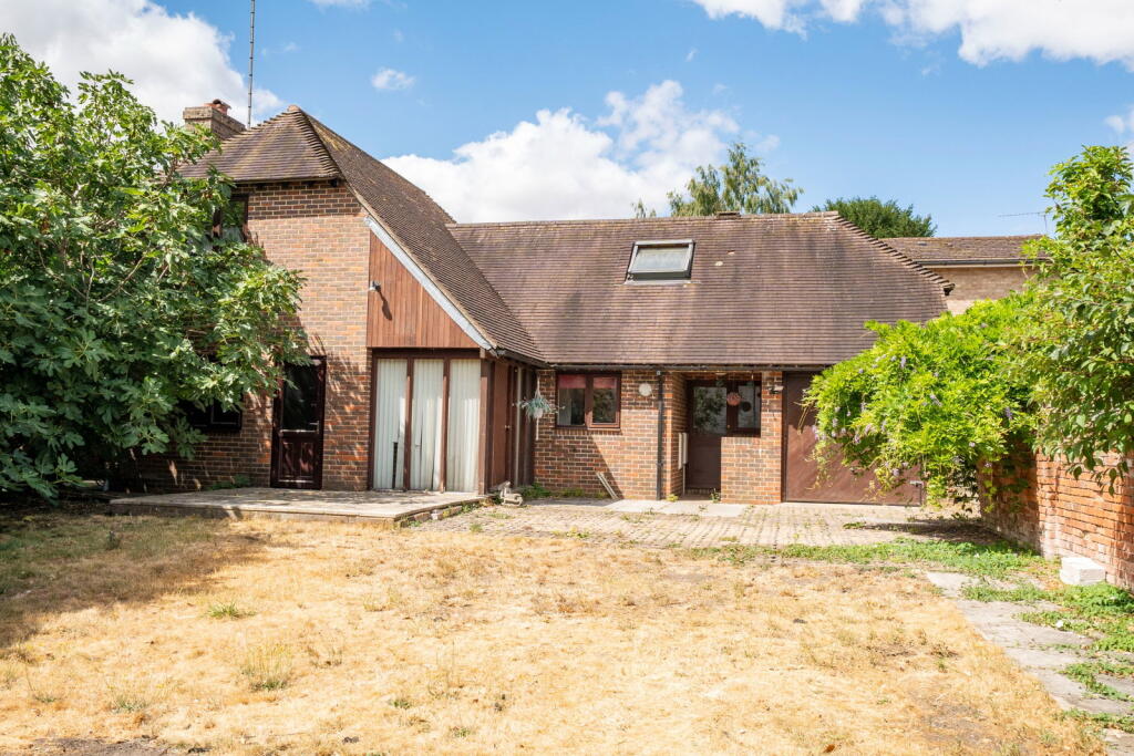 Main image of property: Newbury Street, Whitchurch, RG28 7DW