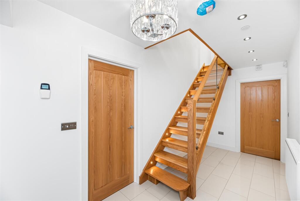 House in Swansea - View 5
