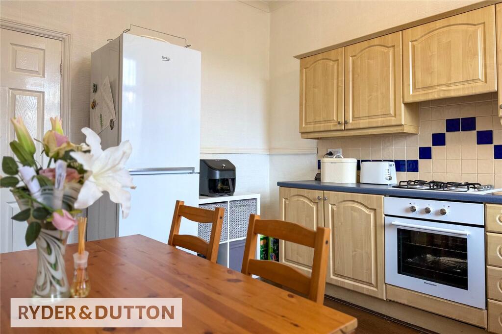 House in Oldham, Greater Manchester - More