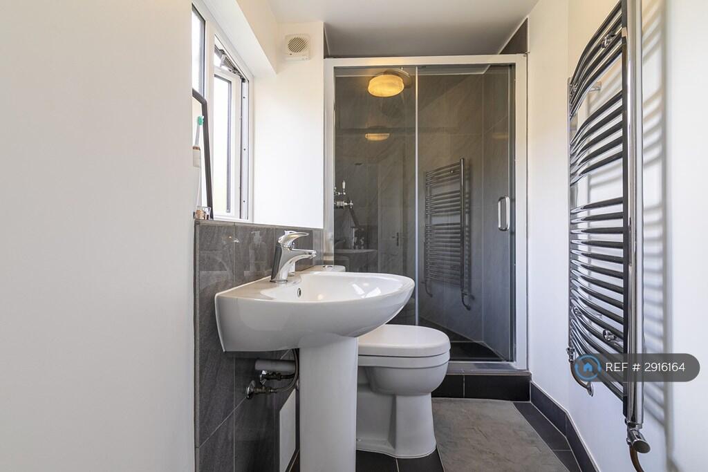 3 bedroom terraced house for rent