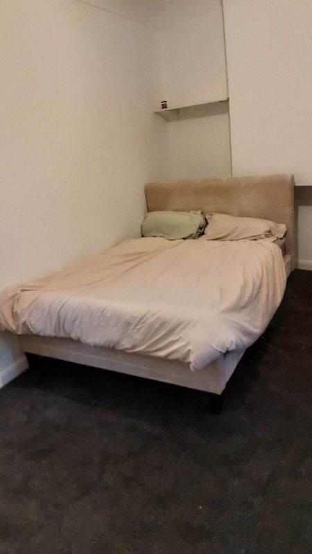 Main image of property: St. Nicholas Road, London, SE18