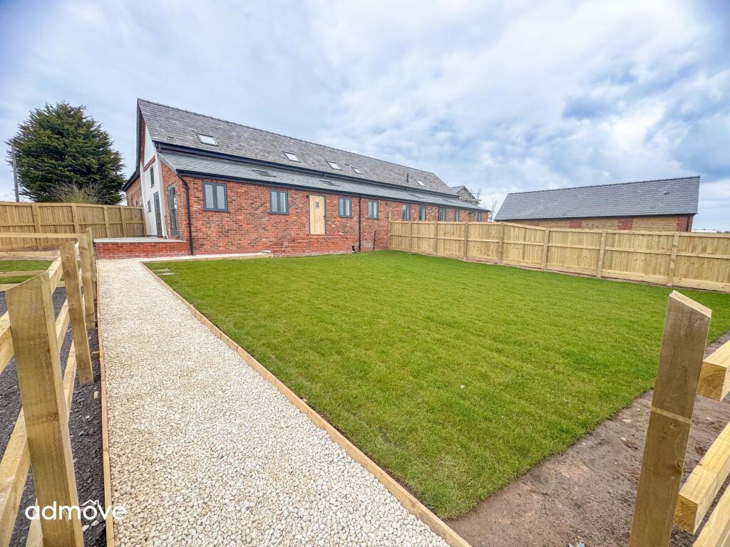 Main image of property: Little Clover Barns, Northwich Road, WA4