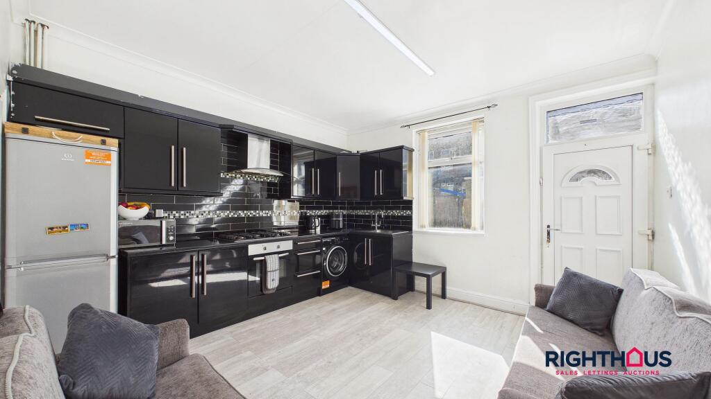 Additional image 3 of Glendare Road, Bradford, BD7