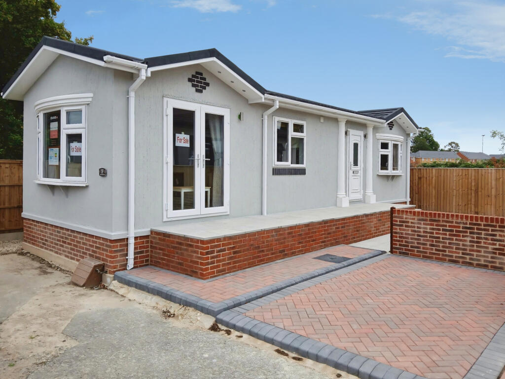 Main image of property: Cheltenham, Gloucestershire, GL51