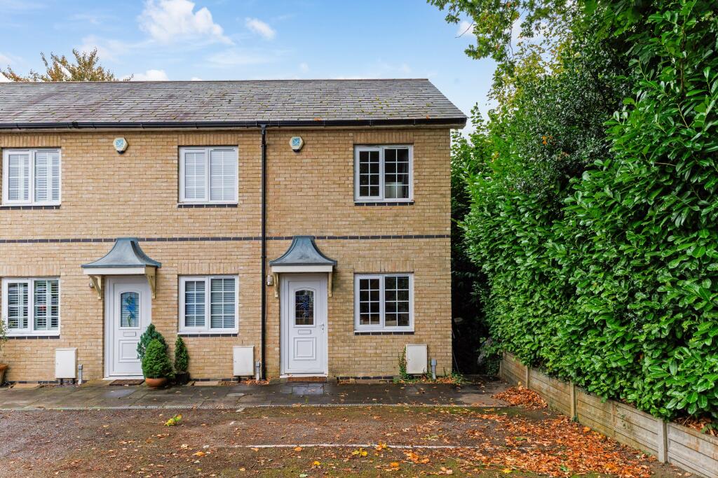 90 Chobham Road, Sunningdale photo 3