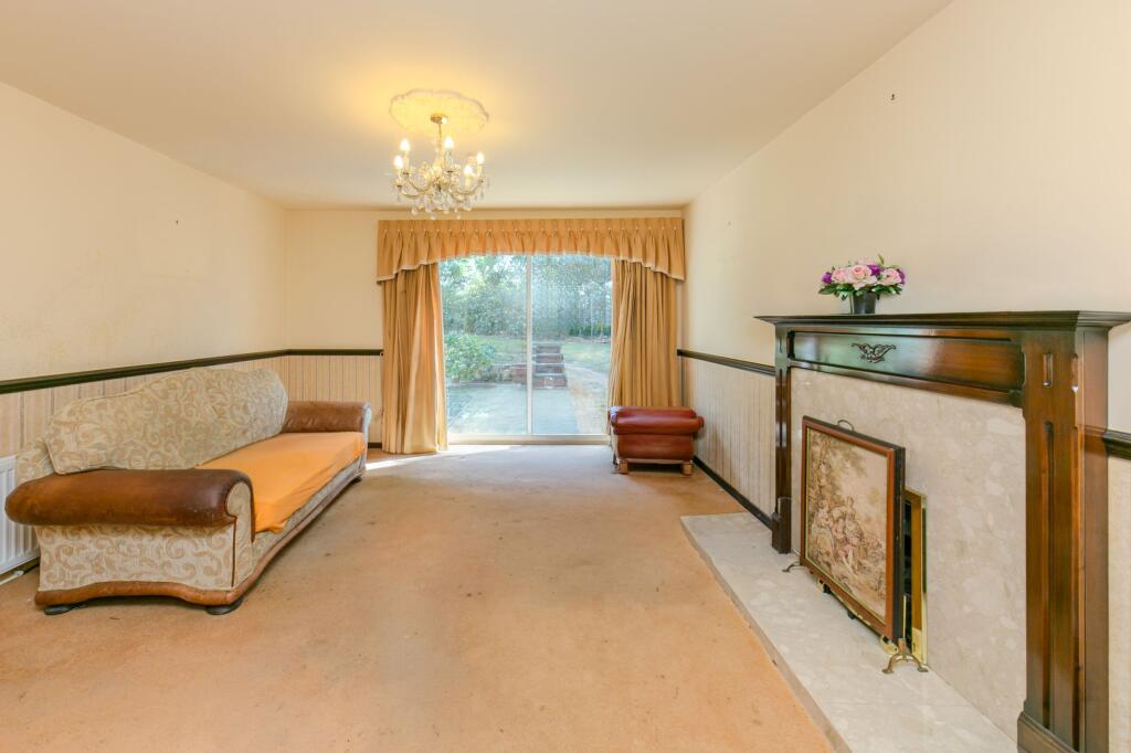 House in Stoke-on-Trent - View 3