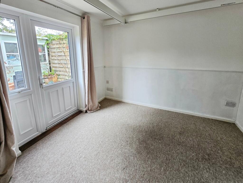 House in Portsmouth - More