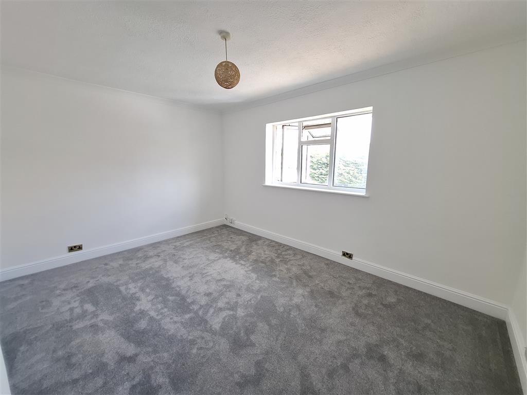 Main image of property: Long Chaulden, HEMEL HEMPSTEAD